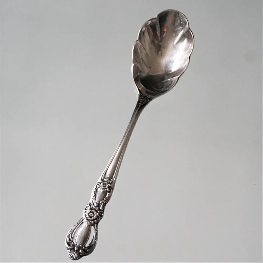 1847 Rogers Bros GRAND HERITAGE International Silverplate 1968 Sugar Spoon
